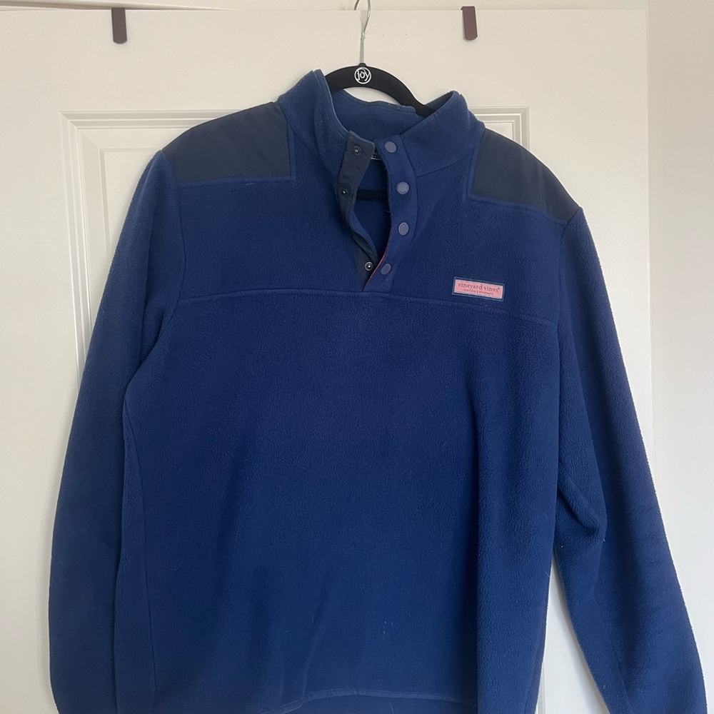 Vineyard Vines Pullover size large